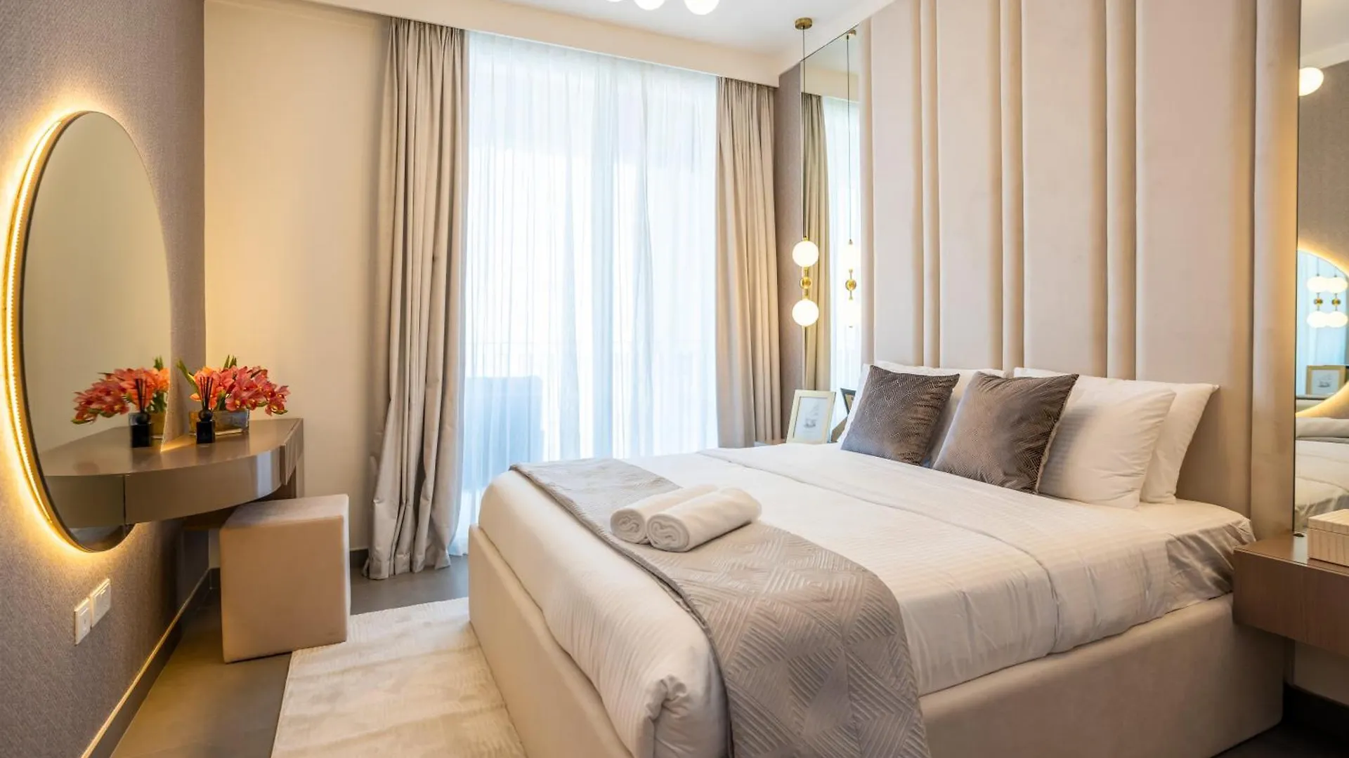 Dubai Creek Harbor Tower 2 - Premium Three Bedroom 0*,
